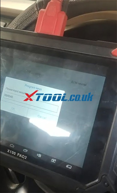 Program Hyundai i20 Smart Key with Xtool X100 Pad2  20