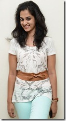 Nanditha_Latest_Gorgeous_pic