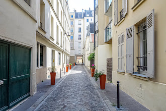 Paris : Passage Jean Nicot, atmosphère villageoise au coeur du quartier du Gros-Caillou - VIIème