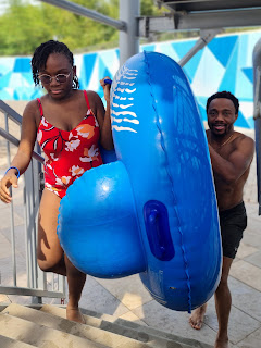 lovers spending fun time together at the waterpark in Agbor delta state