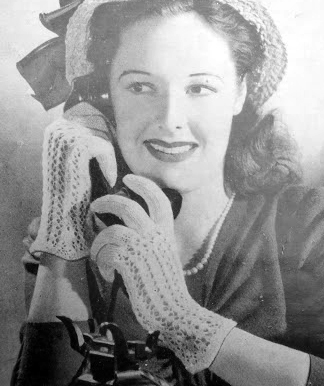 The Vintage Pattern Files: Free 1940's Knitting & Crocheting Pattern - Womens Lacy Gloves