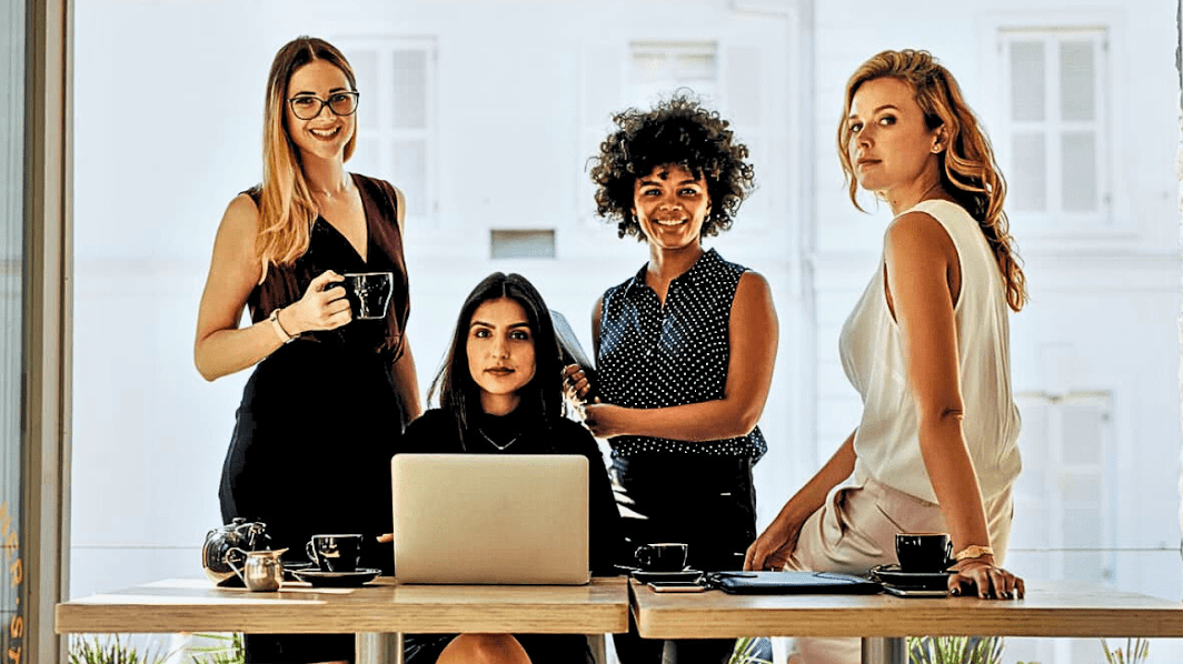 El liderazgo femenino como motor de cambio en la industria empresarial