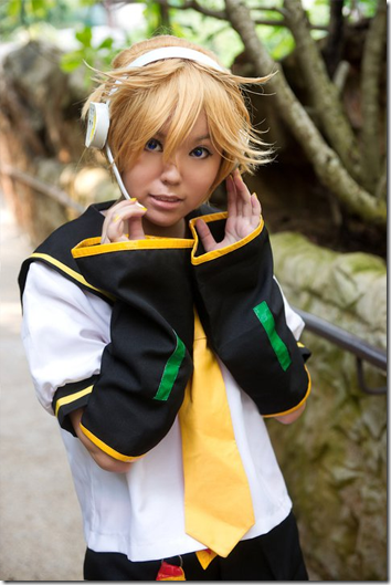 vocaloid 2 cosplay - kagamine len 9 by dee