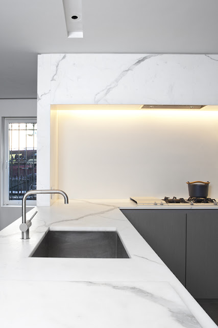 Today I love: marble kitchens