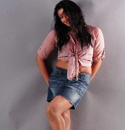 Vimala Raman Looking in Shirt Wallpapers