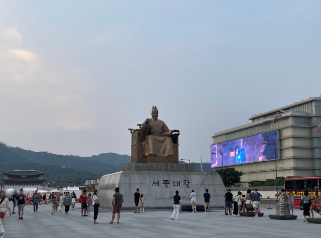 Gwanghwamun Square: la prima cosa da vedere a Seoul