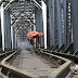 लॉकडाउन खुलने के बाद स्पीड में दौड़ेंगी ट्रेनें, नए सिस्टम से बिछाई जा रही पटरियां