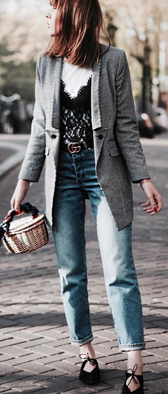 casual style perfection : plaid blazer + lacer top + jeans