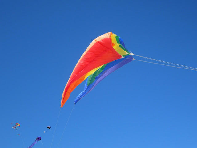 rainbow kite