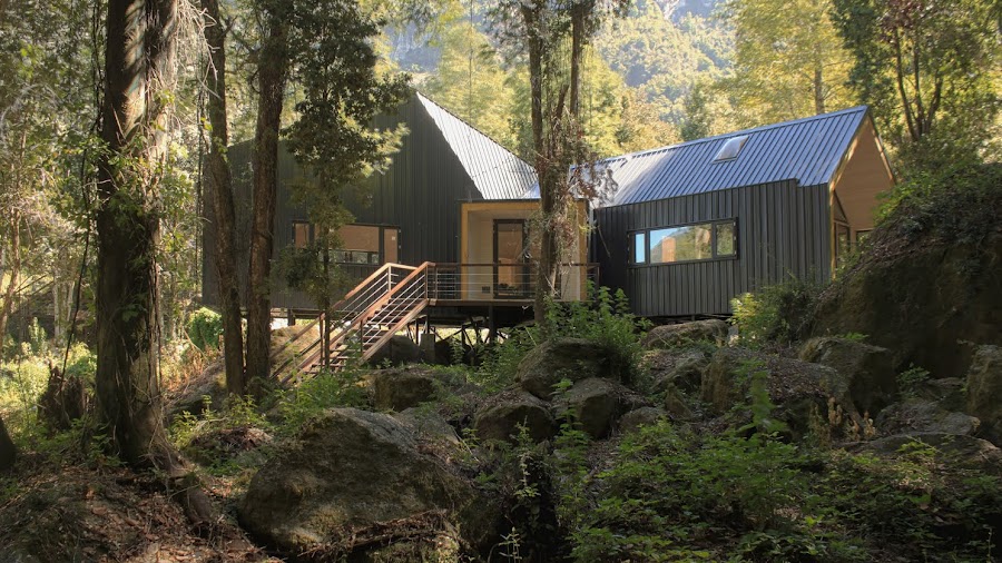 Casa sobre las Rocas por Schwember García-Huidobro Arquitectos