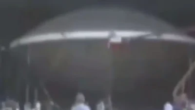 Flying-Saucer-Filmed-Inside-Hanger.