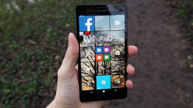 Mở hộp và đánh giá điện thoại Lumia 650