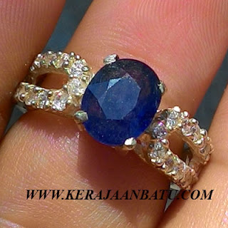 NATURAL BLUE SAPPHIRE CORUNDUM FOR LADIES KODE KB156