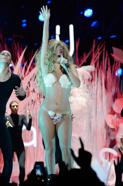 Lady Gaga VMA 2013