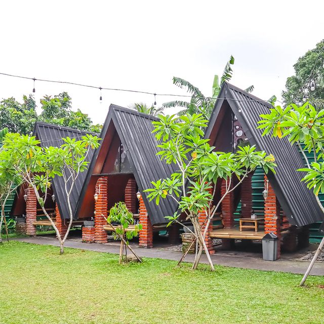 fasilitas saung abah bogor