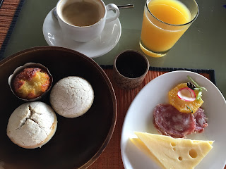 gluten-free breakfast at the Four Seasons Jimbaran Bay Bali 