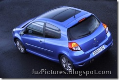 2009-renault-clio-gt-rear