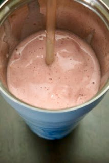 Strawberry Banana Blueberry Smoothie: Savory Sweet and Satisfying