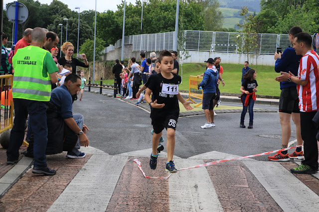 carrera euskera fiesta de Llano