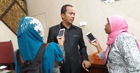 Rapat Paripurna DPRD Kota Padang, Wako Sebut Realisasi Pendapatan 2016 Sebesar 98,43 Persen