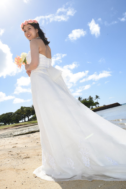 Oahu Bride