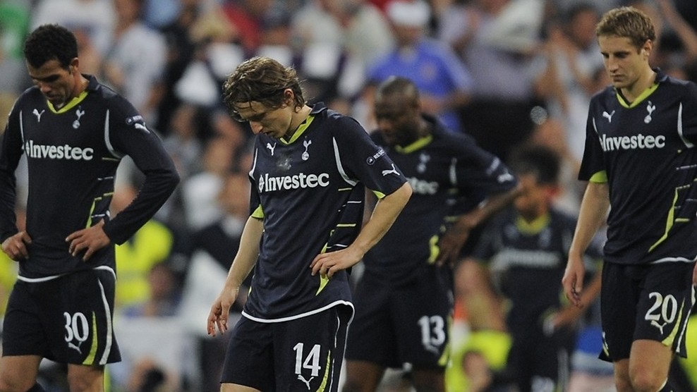 real madrid vs tottenham pictures. Tottenham players react to