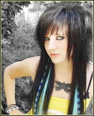 emo and punk style: Long Blonde Emo Hairstyle For Emo Girls
