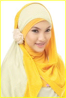 Model jilbab terbaru kuning