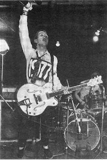 JOE STRUMMER - THE CLASH (Live At The Roxy 01/01/1977)