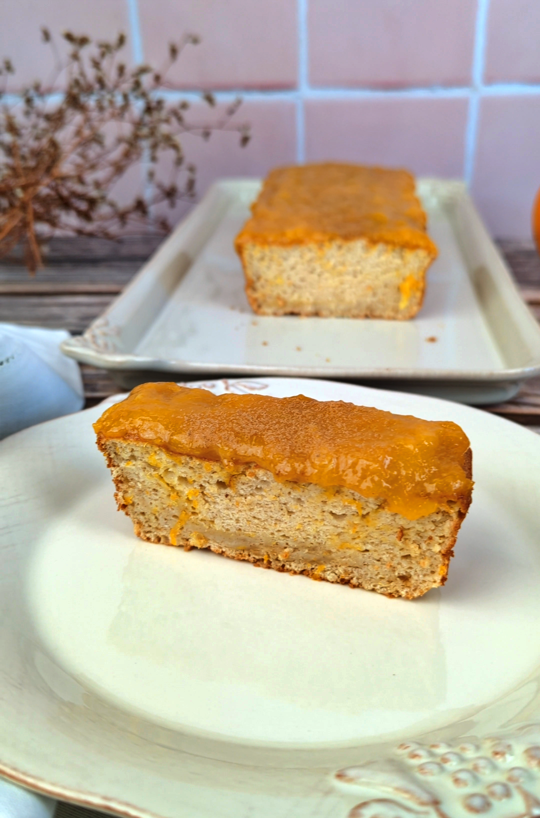 Bolo Fofo de Claras, Canela e Doce de Laranja