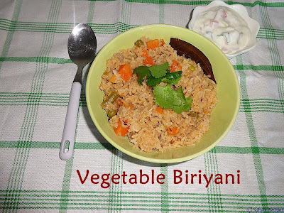 Vegetable Biriyani - Easy Pressure Cooker method