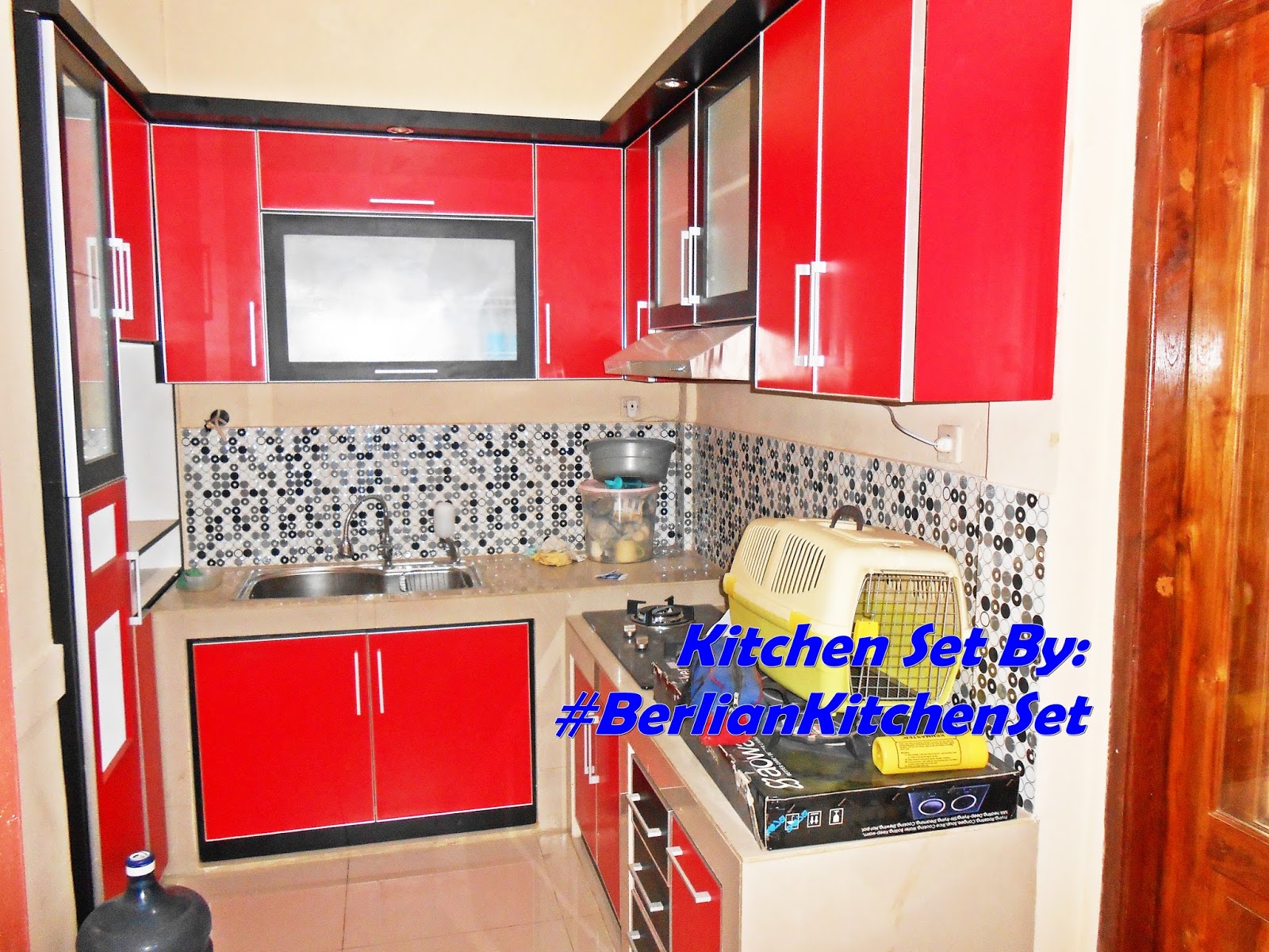 BERLIAN KITCHEN SET MINIMALIS MURAH Desain Ulang Dapur Anda BERLIAN KITCHEN SET MINIMALIS MURAH Desain Ulang Dapur Anda