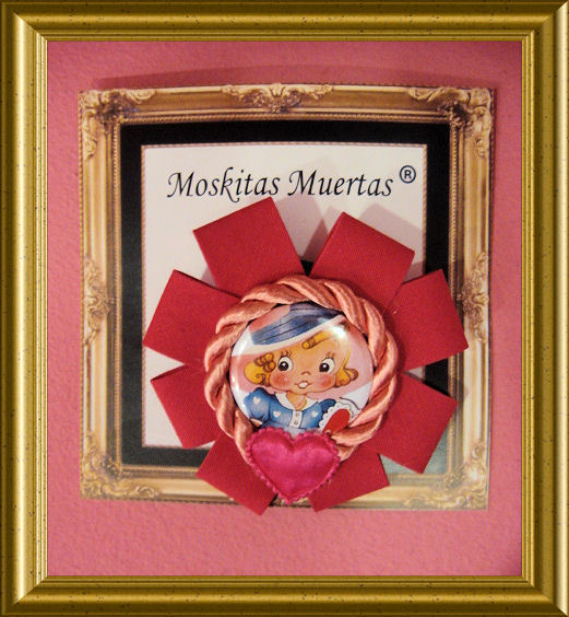 moskitas muertas, shopping tour, brooch