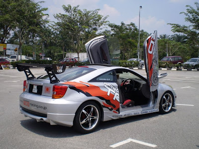 celica scissor door