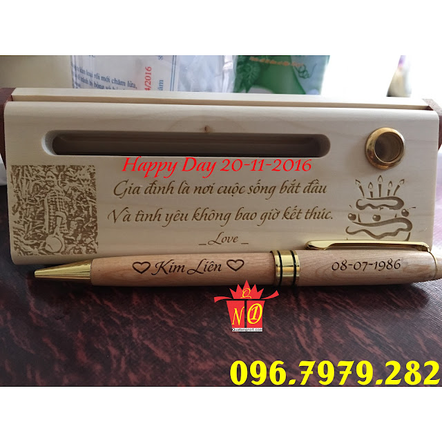 Bút gỗ tặng vợ ngày 20/10