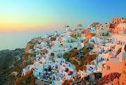 The volcanic miracle of Santorini (oia santorini te)