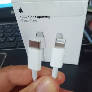 USB-C to Lightning