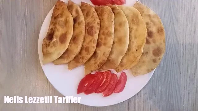 Kıymalı Çiğ Börek