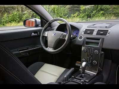 For Interior Of The 2011 volvo v40