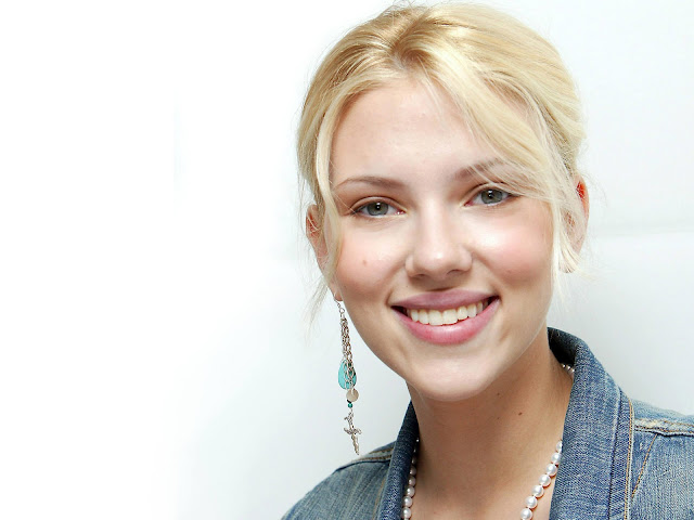 Hottest Hollywood Actress Scarlett Johansson 20 HQ Wallpapers