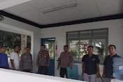 Patroli Piket Personil Polsek Jambar Sambangi PT Polychem Indonesia Sampaikan Pesan Ke Security 