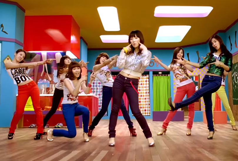 Music video: Girls' Generation - Gee (Dance version) | Random J Pop