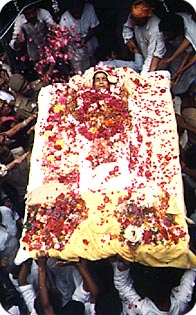 Ma in her last journey