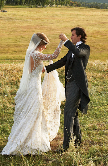 victorian wedding dress blowjob