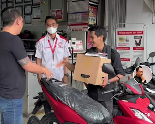 Luar Biasa Jhon lbf Belikan Motor Untuk Karyawannya, pemilik hivefive, gaji hivefivem hivefive lowongan, hivefive surabaya, hive five penipuan, pt. lima sekawan indonesia karir, kantor hive five, hive five tb simatupang.