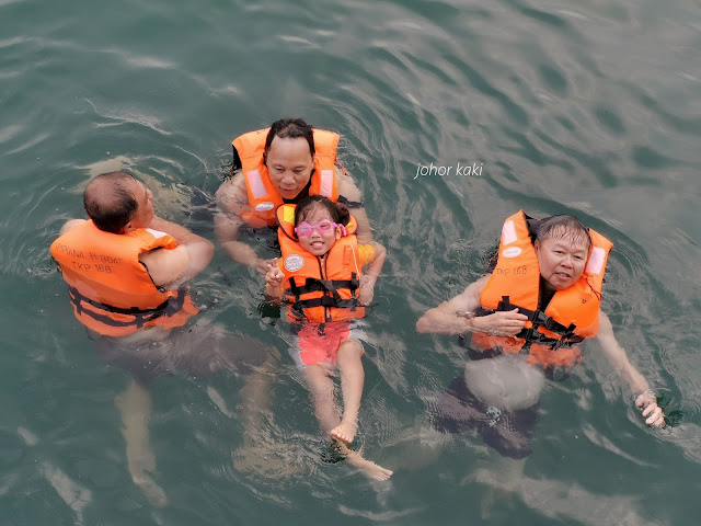 Road Trip from Singapore to Tasik Kenyir Lake with Wheels for Fun