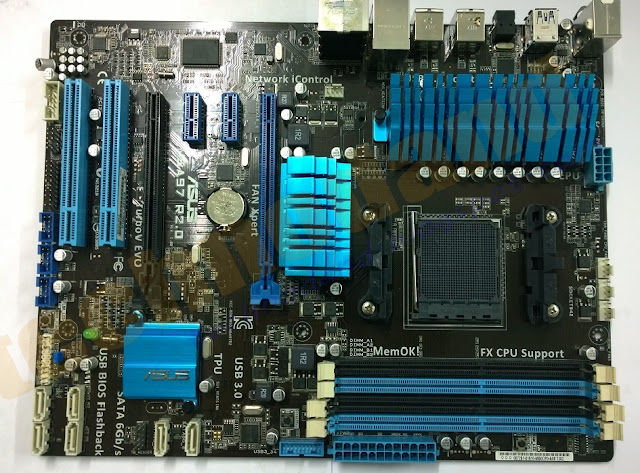 fungsi motherboard dan bagian-bagiannya