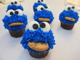 Cookie Monster Cupcake