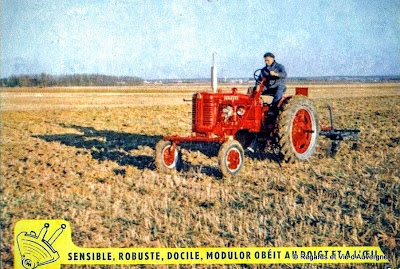 Tracteur agricole ancien