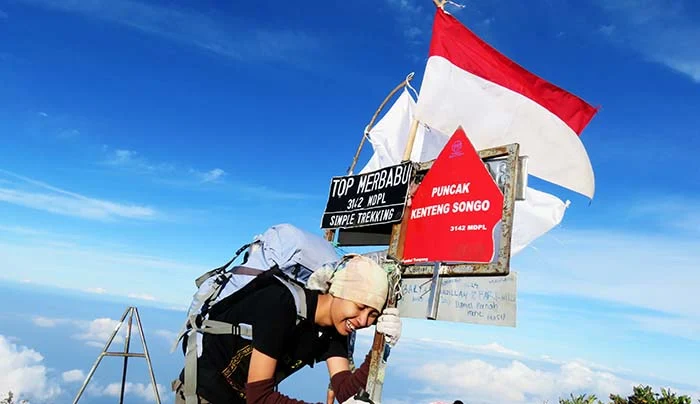 Puncak Kenteng Songo Merbabu